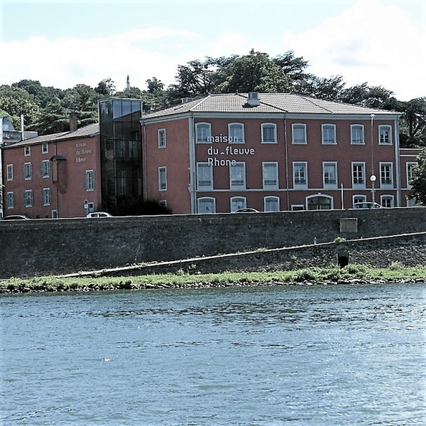 Photographie de la Maison du fleuve Rhône